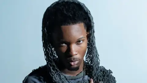 Investigado por envolvimento com morte de adolescente, d4vd é retirado do Lollapalooza Brasil