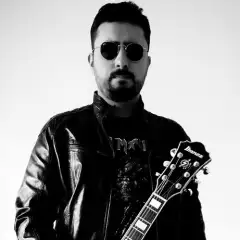 Marcos Mira